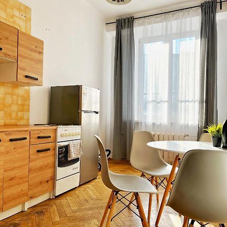 Nice Room In City Centre Krasków Exterior foto