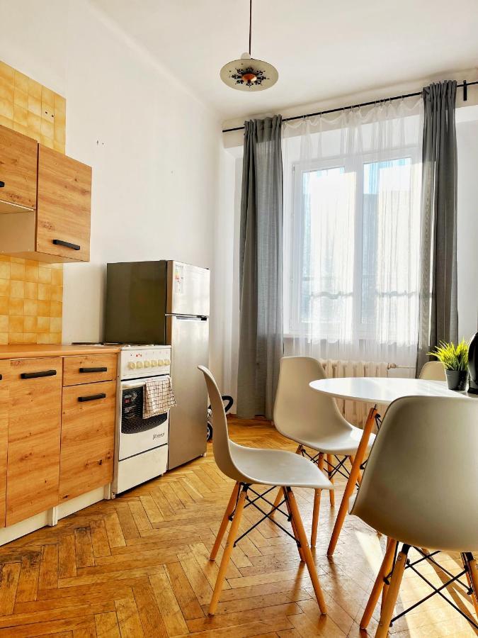 Nice Room In City Centre Krasków Exterior foto