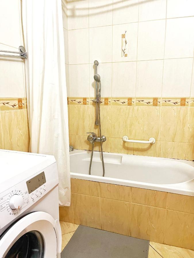 Nice Room In City Centre Krasków Exterior foto